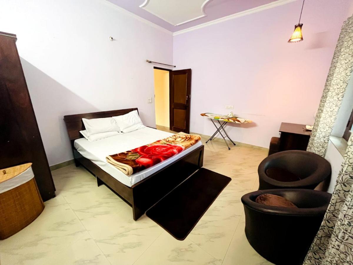 Апартаменты Sugandhim Kutir Дехрадун Экстерьер фото